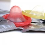 Покупать презервативы